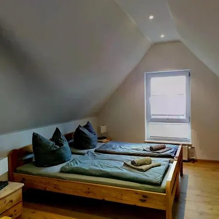 1 Apartment *